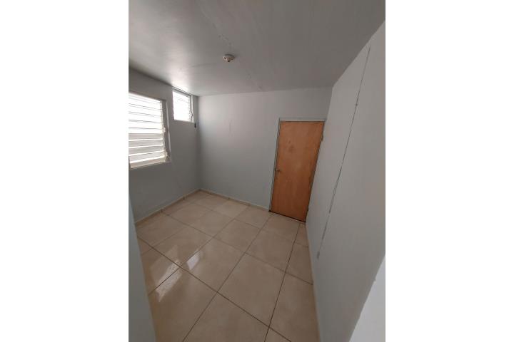 Apartamento En R O Piedras Hab Urbanizacion Santa Rita Alquiler