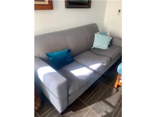 sofa 6' x 3' cómodo, Puerto Rico