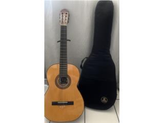 GUITARRA CON ESTUCHE, Puerto Rico