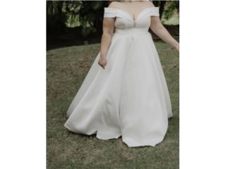 Traje size 18 de Novias Otilio, Puerto Rico