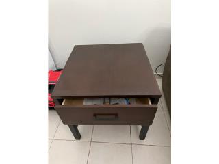 SE VENDE MESA DE NOCHE , Puerto Rico