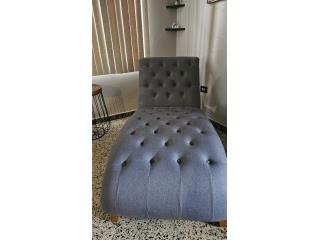 Chaise color gris