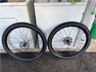 Wheelset Mavic CrossMax Elite 29, Puerto Rico