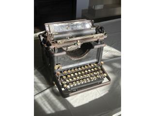 Mquina de escribir, Rementon 12, Vintage. , Puerto Rico