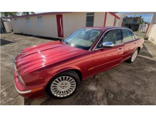 2005 JAGUAR XJ8 VANDENPLAS CON 44424 millas, Jaguar Puerto Rico