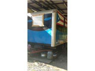 Vagn camper, Equipo Construccion Puerto Rico