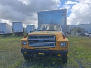 Se vende truck de cajon  22 pies , Ford Puerto Rico