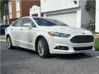 2013 Ford Fusion Hybrid, Ford Puerto Rico