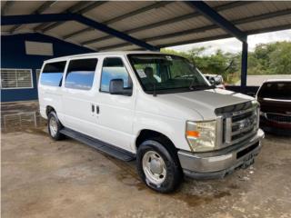 Ford Econoline 350 - Ao 2011, Ford Puerto Rico