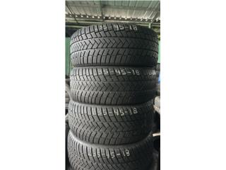 4 Gomas Usadas como nuevas 235/45/18 $250.00, Puerto Rico