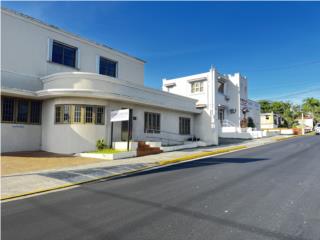 A pasos del Tribunal de Arecibo, Ave. Rotario