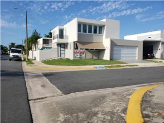 PRECIOSA CASA REMODELADA MARINA BAHIA