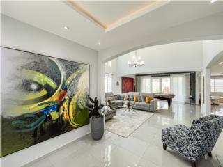 Astonishing House For Sale at Grand Palm!