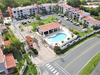 Haciendas de Palmas: 3bes/2.5 baths @ 359k 