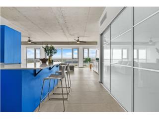Modern apt with great views! 