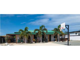 Tropical Retreat w Pool and Privacy-Combate 