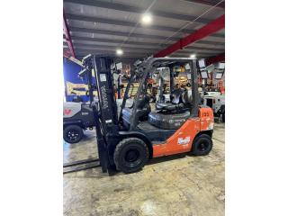 Toyota forklift 5000 lbs Modelo 8FGU25, Puerto Rico