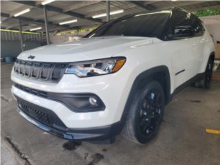 ALTITUDE 2.4L BLANCA Y NEGRA 22K DESDE $389, Jeep Puerto Rico