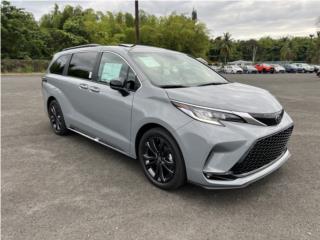 SIENNA XSE SUNROOF PIEL 2025, Toyota Puerto Rico