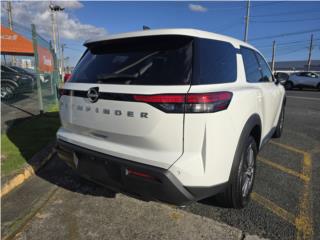 NISSAN PATHFINDER TRE FILAS DE ASIENTO, Nissan Puerto Rico