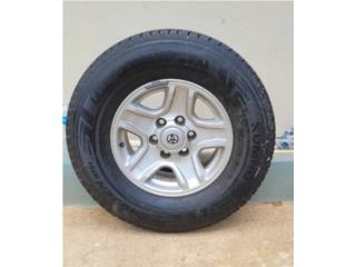Vendo cuatro aros Toyota 6 rotos gomas nuevas, Puerto Rico