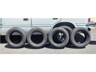 Cuatro gomas 215 70 R 16 buenas condiciones e, Puerto Rico