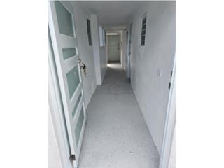 Apt de 1 cuarto,agua,luz,$700.00