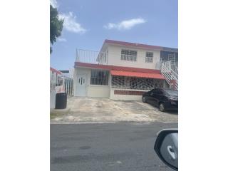 4/2 casa terrrera Levittown 