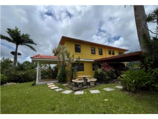 Casa Grande Con Vistas Panoramicas Amueblada!