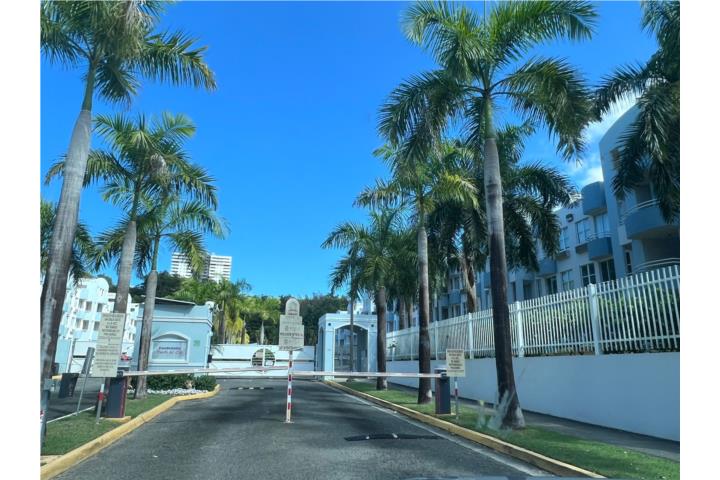 Condominio-Puerta Del Sol Hermoso apartamento en Mayagüez Apartamento en Mayagüez