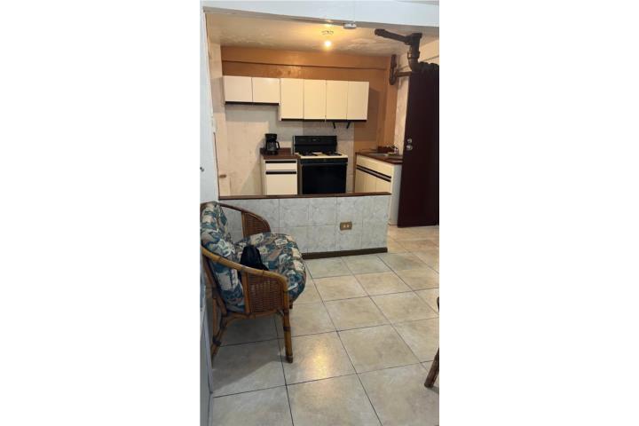 Urbanizacion-Hipodromo Apto 1 cuarto para persona sola 700 Apartamento en San Juan - Santurce