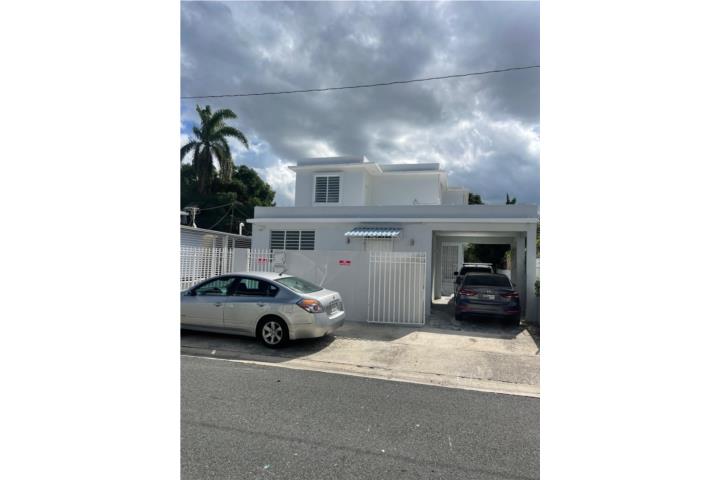 Urbanizacion-Puerto Nuevo Casa terrera remidelada Casa en San Juan - Río Piedras