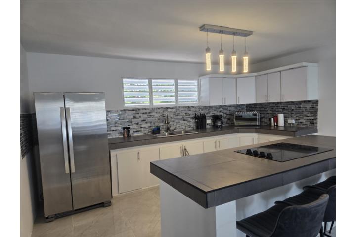 Barrio-Punta Santiago Casa amueblada y equipada en Punta Santiago Casa en Humacao