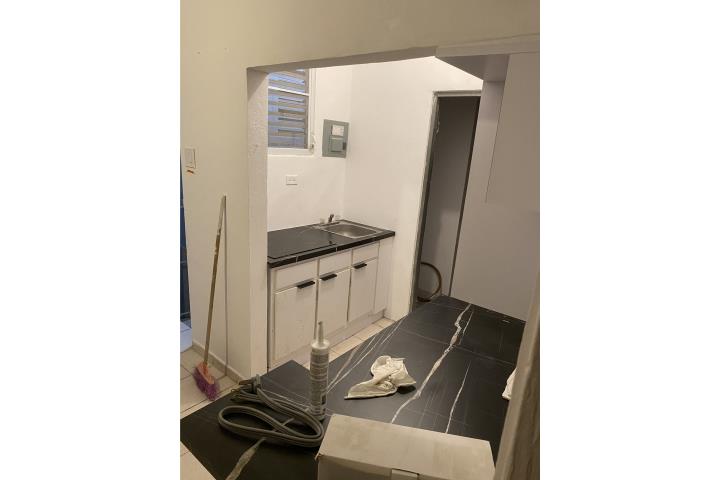 Urbanizacion-Monteflores/SagradoCorazón Monteflores Apartamento 2do piso Apartamento en San Juan - Santurce