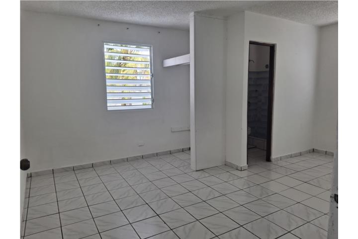 Urbanizacion-Levittown Urb.levitown Apartamento en Toa Baja - Levittown