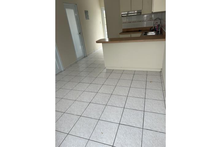 Urbanizacion-Country Club Urb Country Club ave campo rico Apartamento en Carolina