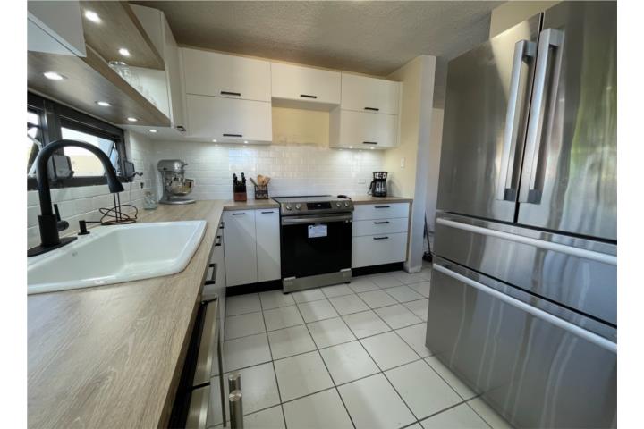 Condominio-1001 Ponce De Leon Apartamento en Santurce 3/2 + Parking Apartamento en San Juan - Condado-Miramar