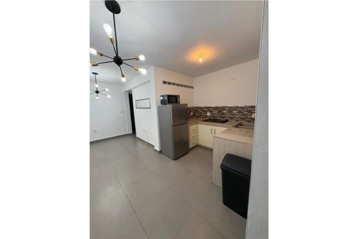 Urbanizacion-Mariani Moderno Apt 1H/1B Inc Agua $775 Apartamento en Ponce