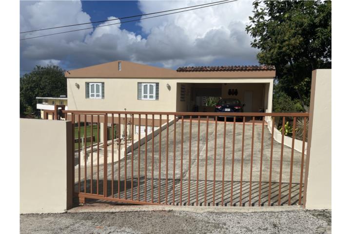 Barrio-Santa Rosa SANTA ROSA 3 GUAYNABO Casa en Guaynabo