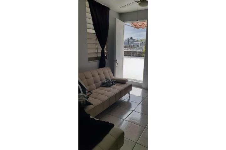 Urbanizacion-Lomas Verdes Apartamento 1 cuarto-incluye luz y agua Apartamento en Bayamón