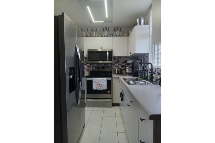 Condominio-Vista Real Condominio Vista Real Penthouse Apartamento/WalkUp en Fajardo