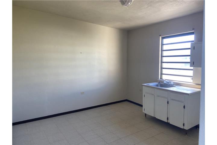 Urbanizacion-Radioville Apat. para joven profesional Urb Radioville Apartamento en Arecibo