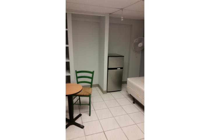 Urbanizacion-Puerto Nuevo $ 90 SEMANALES HABITACION AMUEBLADA HATO REY Hospedajes en San Juan - Río Piedras