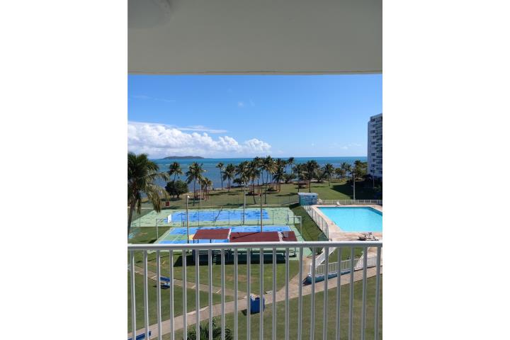 Condominio-Isleta Marina Spacious Apt. Private Island Apartamento en Fajardo