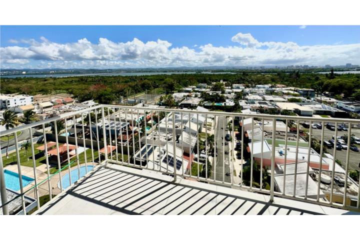 Condominio-Mundo Feliz Apt 3/2 Completamente Remodelado Apartamento en Carolina - Isla Verde