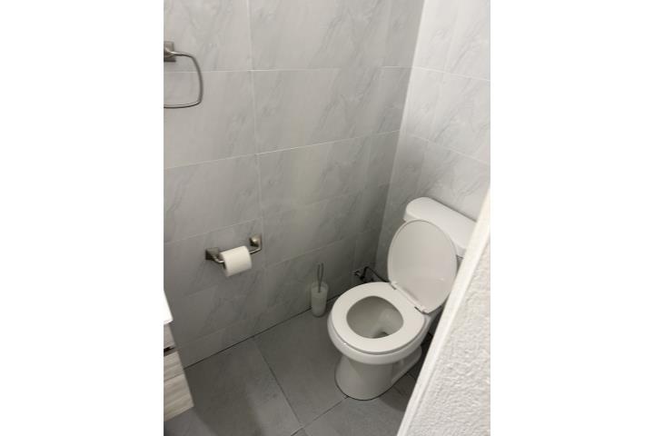 Barrio-Los Filtros Apt Recien construido en Bo Santa Rosa 3 $850 Apartamento en Guaynabo