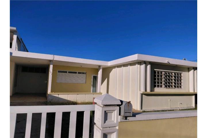 Urbanizacion-San Ramon Ave. Dr. Susoni Casa en Hatillo