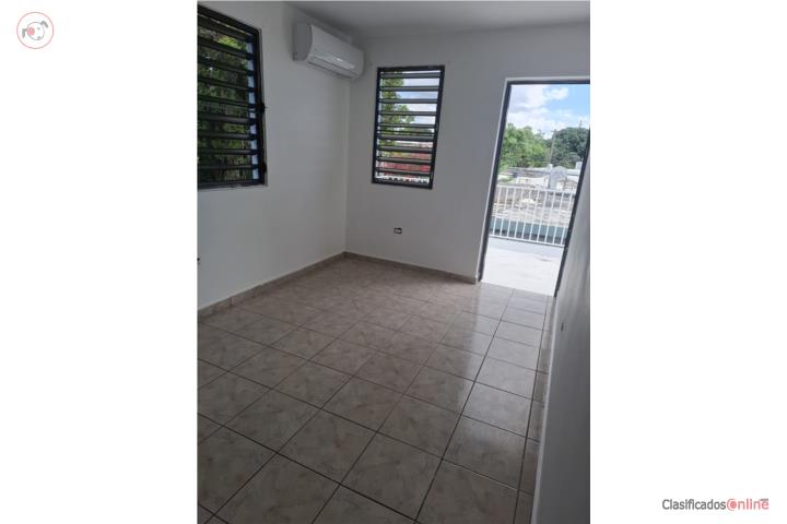 Se Alquila en Ext. EL Comandante Apt.2do piso