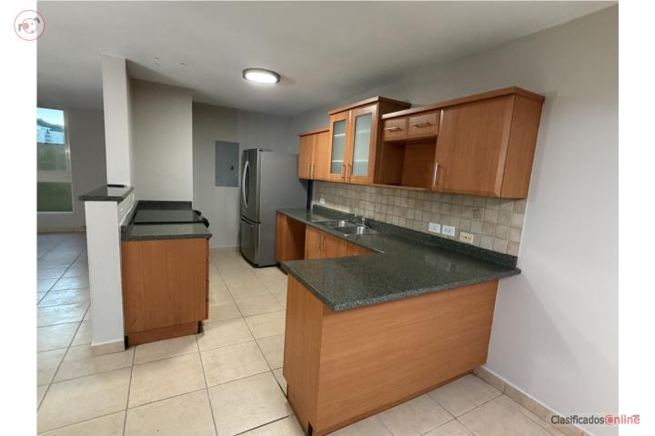 Apartamento en Los Prados Remodelado