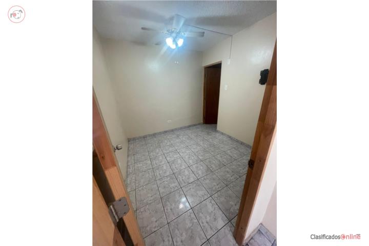 Apartamento Levitown incluye agua y luz